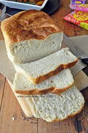 Makanan ini sering menjadi hidangan di hari raya atau kenduri. Roti Benggali Roti Tawar Roti Bantal Qasey Honey