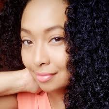 Un look muy juvenil con un mini vestido para estas fechas 🙈 Claro, siempre  y cuando vayan a un lugar cerrado, por que si que hace frío acá en la cdmx.  ¿que