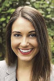 Danielle Moyle's Instagram, Twitter & Facebook