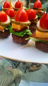 Mini Burger Bites W Homemade Thousand Island Dressing Burger Bites Mini Burgers Burger