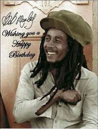 Op 6 februari 1945, twee minuten voor half drie 's nachts, werd op jamaica in nine miles, provincie saint ann, robert nesta marley geboren. A4 Bob Marley Essbarer Zuckerguss Geburtstags Kuchen Topper Ebay
