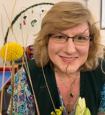 Harvest Home Show The results are in! Class 1 Autum Pedestal 1st David  Williams 2nd Sue Oaten 3rd Agnes Darmo VHC Sylvia