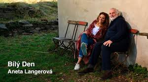 Aneta langerová u příležitosti třicetiletého výročí sametové revoluce zazpívala píseň marty kubišové modlitba pro martu. Aneta Langerova Bily Den Oficialni Video Youtube