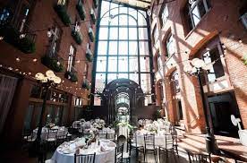 28 Stunning Wedding Venues In Around Seattle Seattle Wedding Venues Stunning Wedding Venues Washington Wedding Venues