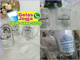 Souvenir gelas pernikahan gelas kaca kecil sablon plus kemas mika: Pin Di Toko Gelas Jogja