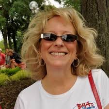 Kim Faris (@kimfaris945)