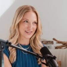 Amy Brotman's Instagram, Twitter & Facebook