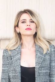 Per il nostro giochino a suon di ciak, noi di tvdaily.it abbiamo coinvolto valentina d'agostino, che vediamo in tv partecipa infatti al film di carlo verdone, posti in piedi in paradiso ma il successo arriva con le fiction da don matteo a liberi sognatori, passando per il giovane montalbano e come fai. Valentina D Agostino Photos News And Videos Trivia And Quotes Famousfix
