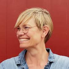 Så er der hjemmebagt kage til kaffen på Lille Trianglen. Og selvfølgelig…