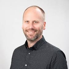 Peak Performance: Mindset Tools for Managers (Peak Performance Series)  eBook : Seversen, Erik, Adams, Kim, Dobos, Laura, Guberman Isaacs, Nicole,  Hertel, Anna, Howe, Chris, Nouri, Usama, O'Dell, Thomas, Schiff, Robert,  Wayman, Stacey,