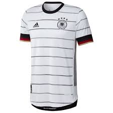 Her stil ve renkteki ikonik 3 bant ürünlerini adidas'ın resmi online mağazasından satın al. Forma Kultur On Twitter Almanya Nin Euro 2020 De Giyecegi Ic Saha Formasi Tanitildi