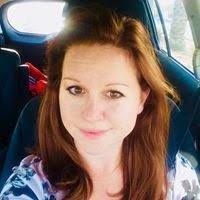 Jennifer Pullin's Instagram, Twitter & Facebook