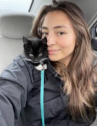 Good morning, does anyone have a playpen that they want to get rid of? I  need a place for my six fosters to play. Thank you! * Also, they will be  available