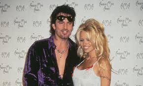 Lily james and sebastian stan are set to portray one of the most iconic and troubled couples of the '90s, pamela anderson and tommy lee, in an upcoming limited series from hulu titled pam & tommy. Pamela Anderson And Tommy Lee S Relationship Timeline Is A Doozy