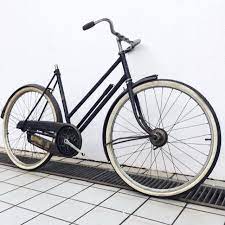 Community events for sale gigs housing jobs resumes services. Vintage Raleigh Bicycle Made In Malaysia Hobbies Toys Collectibles Memorabilia Vintage Collectibles On Carousell