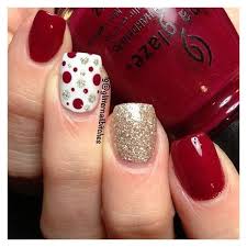 6 Christmas Nail Art Ideas To Sparkle This Season Nails Christmas Nails Xmas Nails