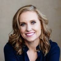 Colleen Reilly's Instagram, Twitter & Facebook