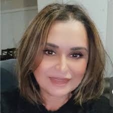 Andi Allen's Instagram, Twitter & Facebook