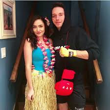 Hawaiian Punch Couples Costume Halloween Costume Couplescostume Diy Couples Costumes Couples Costumes Punny Halloween Costumes