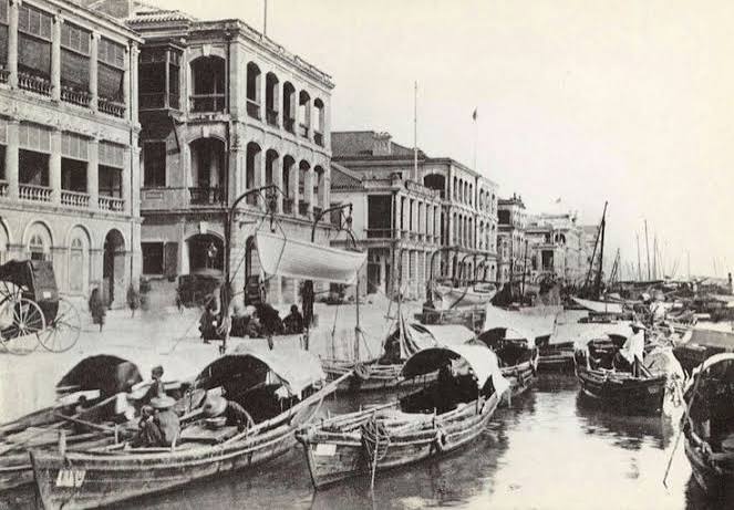 Des Voeux Rd,Hong Kong looking west 1880. 🌏