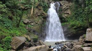 Akses masuk ke canyon guwang sukawati bali ini awali dengan menuruni anak tangga tepat sebelah pura samping loket tiket. 5 Objek Wisata Air Terjun Yang Dekat Dari Kota Manado Halaman All Tribunmanado Travel