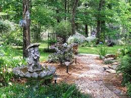 Fabulous Front Yards From Hgtv Fans Big Backyard Front Yard Garden Images