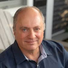 Megan Hall (@MhallRI)