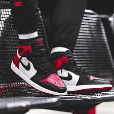 Jordan 1 Retro High Bred Toe Red Black White Shoes Jordan 1 Retro High Bred Toe In 2020 Sneakers Men Fashion Sneakers Shoes Sneakers Jordans