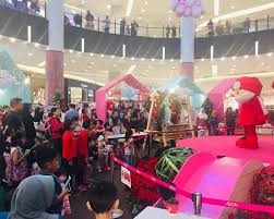 Situated right next to aeon tebrau city, its location is superb for the shoppers. Fanpekka S Christmas Dance With Aeon Mall Tebrau City Facebook