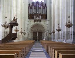 Un incendio de grandes proporciones afectó este lunes a gran parte de la catedral de notre dame de parís, uno de los monumentos más visitados del mundo. La Cathedrale De Nantes Incendiee Le Grand Orgue Detruit
