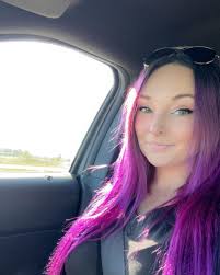 Have a great Friday 🖤💜