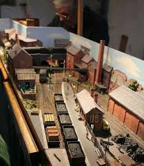 Pin By Benjamin Regan On Microlayout Model Trains Model Railway Model Train Layouts