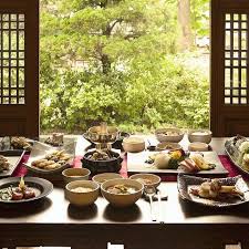 Imagine Your Korea On Instagram Serving A Table Full Of Tasty Dishes Hanjeongsik Used To Be A Meal For The Kings Of Korea Now A Tasty Dishes K Food Tasty