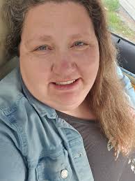 I am pleased to welcome 2 new members some of you may know. Dave Lupton  brilliant cartoonist and Ellen Clifford brilliant writer. Good to have you  both here. I personally believe Arts