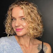 In this tutorial i'll be showing you how to do an easy perm rod set on super short natural hair. Beach Wave Perm Hairstyles What Is A Beach Wave Perm