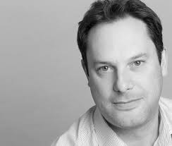 Secrets of Influential People: 50 Techniques to Persuade People (Secrets of  Success series): Amazon.co.uk: Pearce, Steven, Mather, Diana:  9781473601826: Books