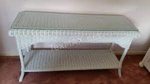 San pico grey wicker outdoor dining table. Henry Link White Wicker Side Table W Glass Top Texmax Auctions Llc
