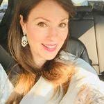 Elizabeth Dimartino's Instagram, Twitter & Facebook