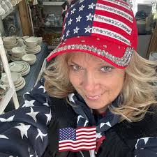 Jan Junkin's Instagram, Twitter & Facebook