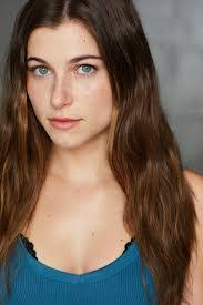 Eileen Middleton's Instagram, Twitter & Facebook