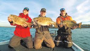 trophy smallmouth fishing on the great lakes