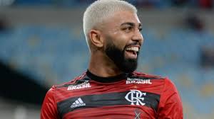 Para acompanhar a cor clara nos fios, a pedida da vez é investir nos. Video Gabigol Exalta Torcida Diferenciada E Desejo Por Jogar No Flamengo Lance