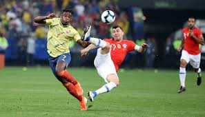 Colombia empezó marcando el ritmo ante una chile que quiso esperar atrás y salir rápido a la contra. Colombia Vs Chile El Encuentro Tras La Copa America De Brasil La Fm