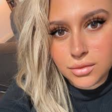 Another couple from season 3 UK, Dom and Jessica that have found true love.  3 years, married and a happy 1 year old baby boy. Jessica's time was ended  early in the