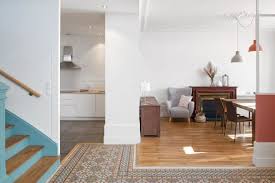 Maison Des Annees 30 A Lyon Personnalisee Avec Son Charme Preserve En 2020 Maison Decoration Maison Annees 1930 Maison Des Annees 1930