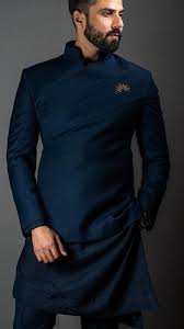 You can choose navy coat suits, maroon suits, brown or blue suit for engagement which would compliment your brides look. Pin By Parth On Neo Groomsmen Ideas Designer Clothes For Men Wedding Dresses Men Indian African Men Fashion