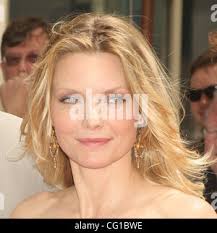 4. August 2007; Hollywood, Kalifornien, USA; Schauspielerin MICHELLE  PFEIFFER und DAVID E KELLEY Mann mit Familie Johannes und CLAUDIA auf die  2,345th Hollywood Star Zeremonie zu Ehren von Michelle Pfeiffer vor dem