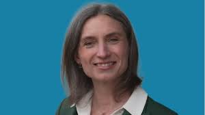 US Rep Maxine Dexter plans trip to El Salvador