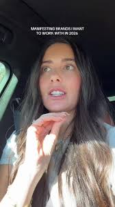 full day vlog today, guest prep, new pilates class, & now to the airpo...