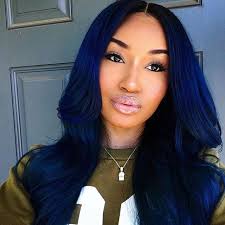 Did you ever think that silver blue hair can look exciting? Voice Of Hair Midnight Blue Hair Hair Styles Natural Hair Styles